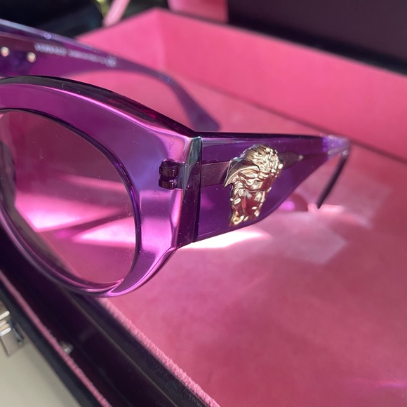 Authentic VERSACE Women’s Sunglasses Cat Eye Purple Gold Medusa - Picture 7 of 7